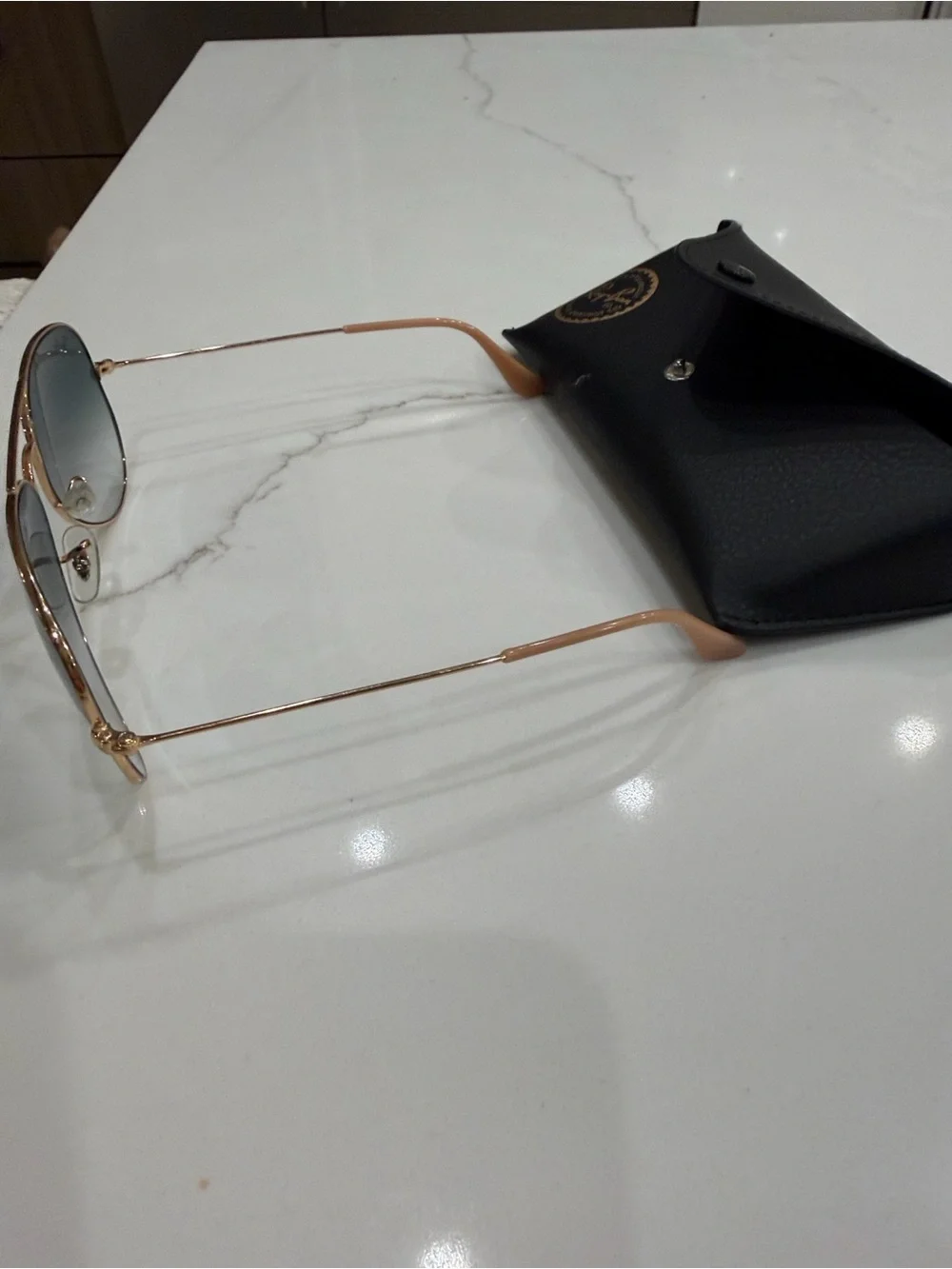 Ray-Ban Aviator Sunglasses with Blue Gradient Lenses and Gold Frame